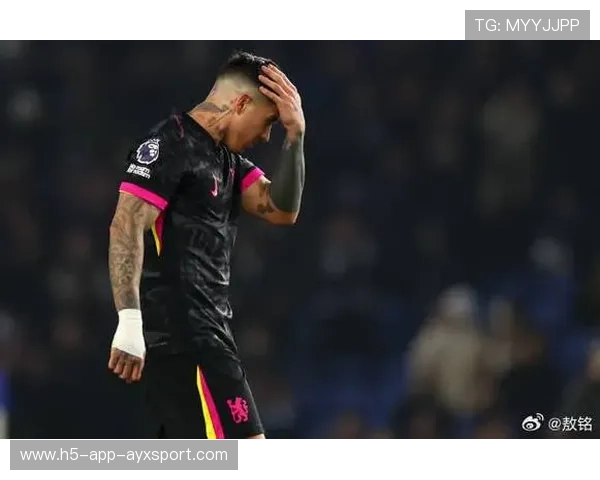 切尔西输球后球员社媒沉寂，舆论炸裂